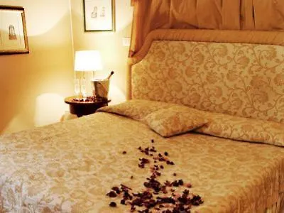 Palazzo Guiderocchi 4* Ascoli Piceno