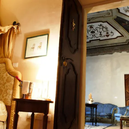 Palazzo Guiderocchi Hotel 4*