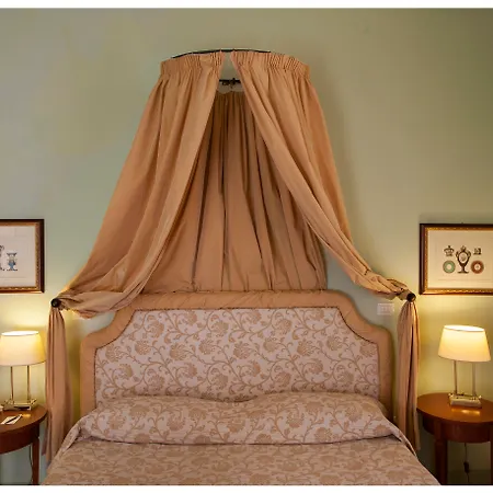 Palazzo Guiderocchi Hotel 4*