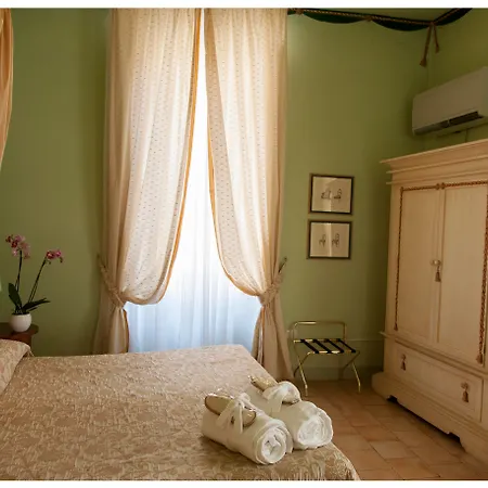 Palazzo Guiderocchi Otel