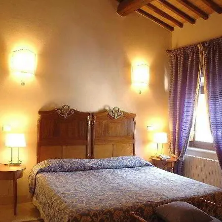 Palazzo Guiderocchi 4* أسكولي بيتشينو