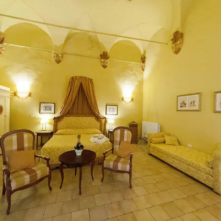 מלון Palazzo Guiderocchi אסקולי פיצ'נו