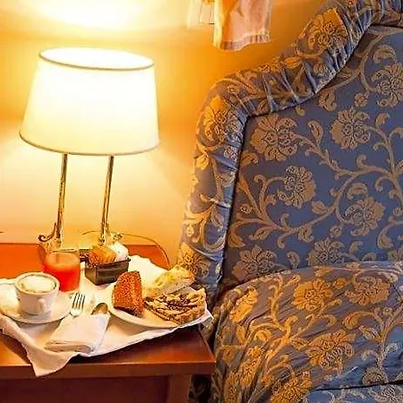 Palazzo Guiderocchi فندق 4*