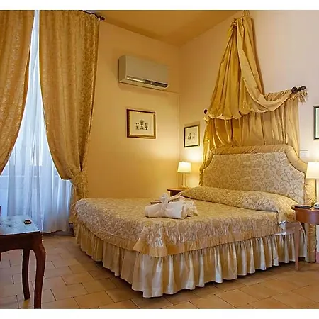 Palazzo Guiderocchi Hotel 4*
