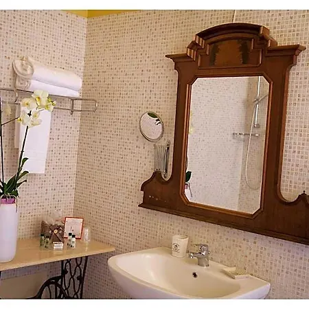 Palazzo Guiderocchi Hotel 4*