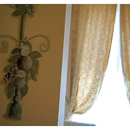Palazzo Guiderocchi 4*