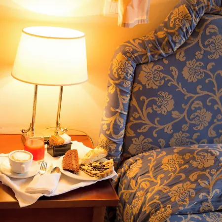 Palazzo Guiderocchi Hotel Ascoli Piceno