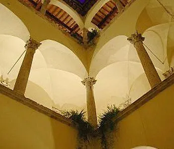 Palazzo Guiderocchi 4*