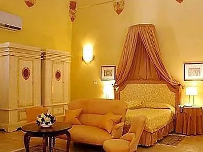 Palazzo Guiderocchi 4*