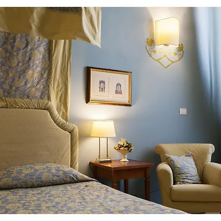 Palazzo Guiderocchi אסקולי פיצ'נו