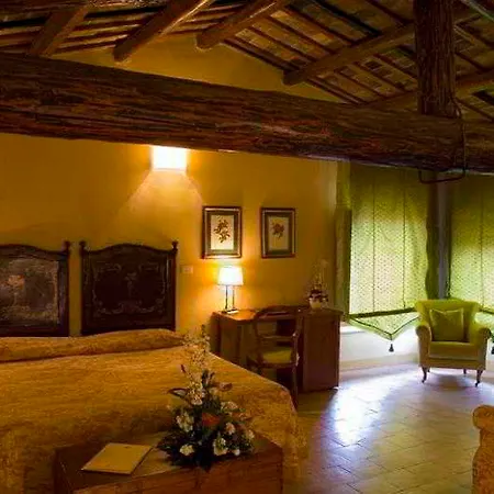 מלון Palazzo Guiderocchi אסקולי פיצ'נו