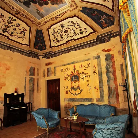 Palazzo Guiderocchi מלון 4*
