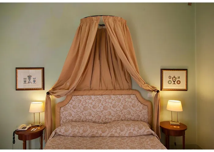 Palazzo Guiderocchi Hotel 4*