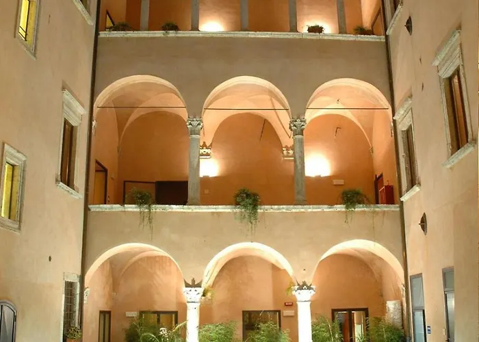 Palazzo Guiderocchi Hotel 4*