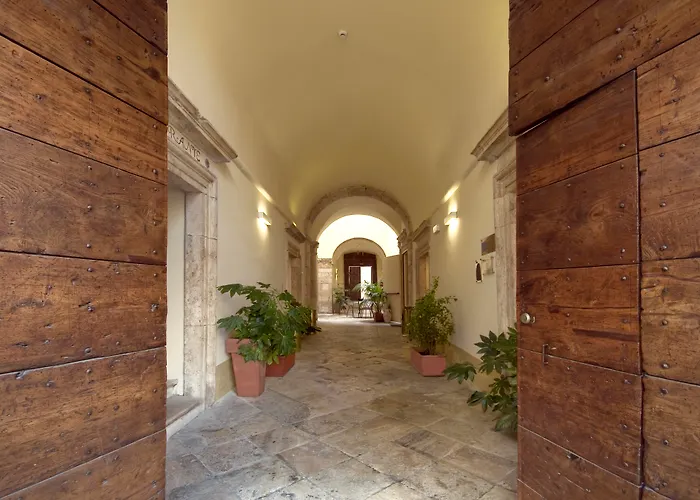 Palazzo Guiderocchi Hotel