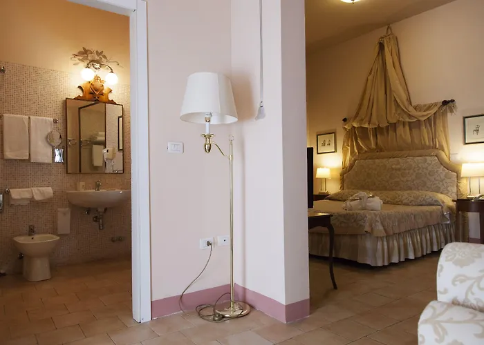 Palazzo Guiderocchi 4*