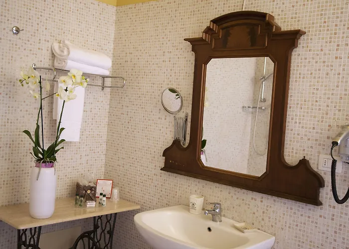 Palazzo Guiderocchi Hotel