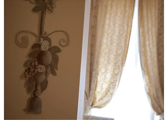 Palazzo Guiderocchi Ascoli Piceno